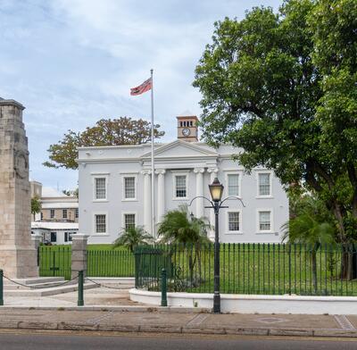 Bermuda Cabinet Garden Government